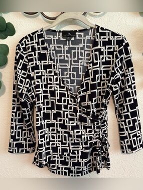 Y2K Office-Siren Black and White Abstract V-Neck Wrap Top💕